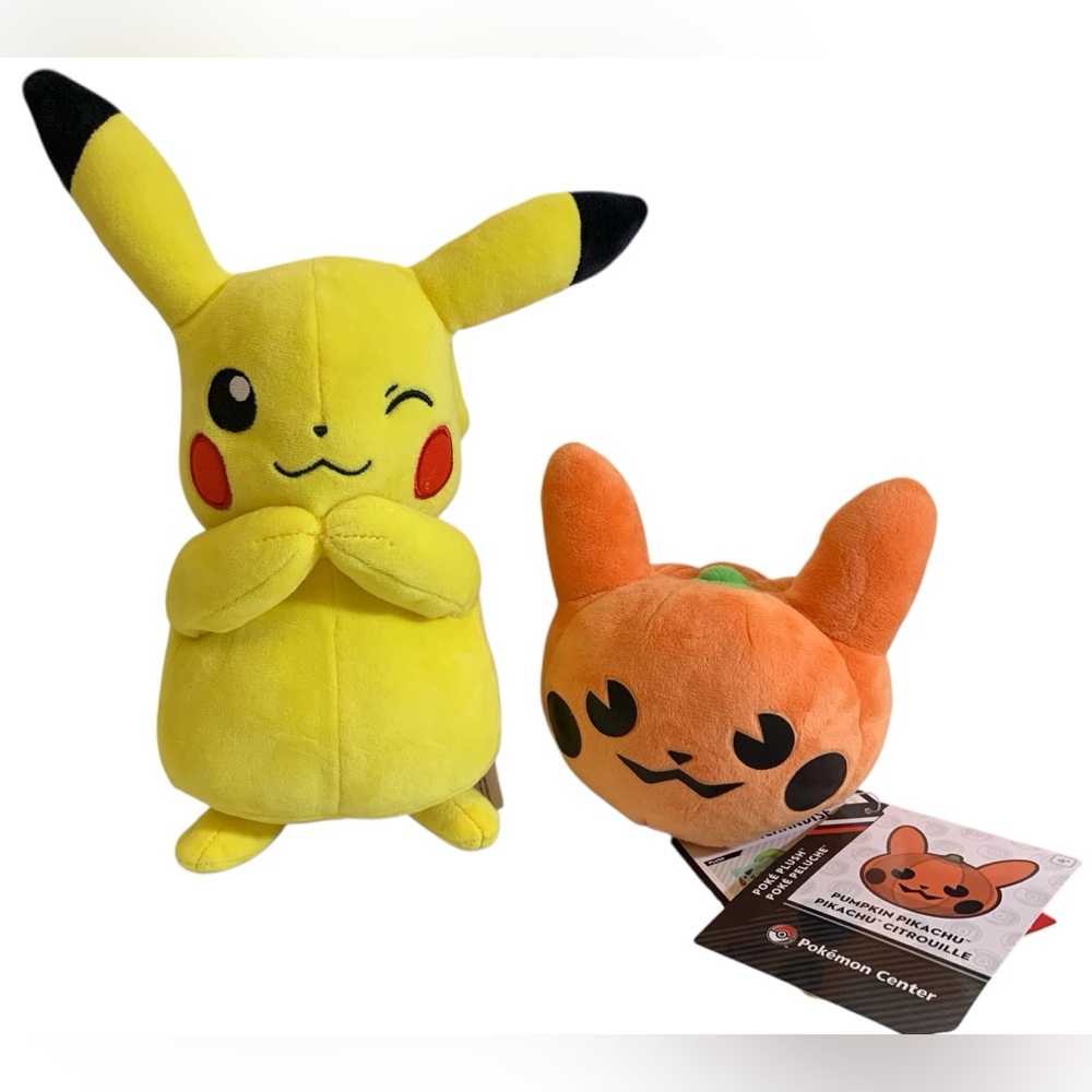 Pikachu 2023 & Pumpkaboo 2015 Plush Plushies W/ 50 Free Pokémon‎ Cards